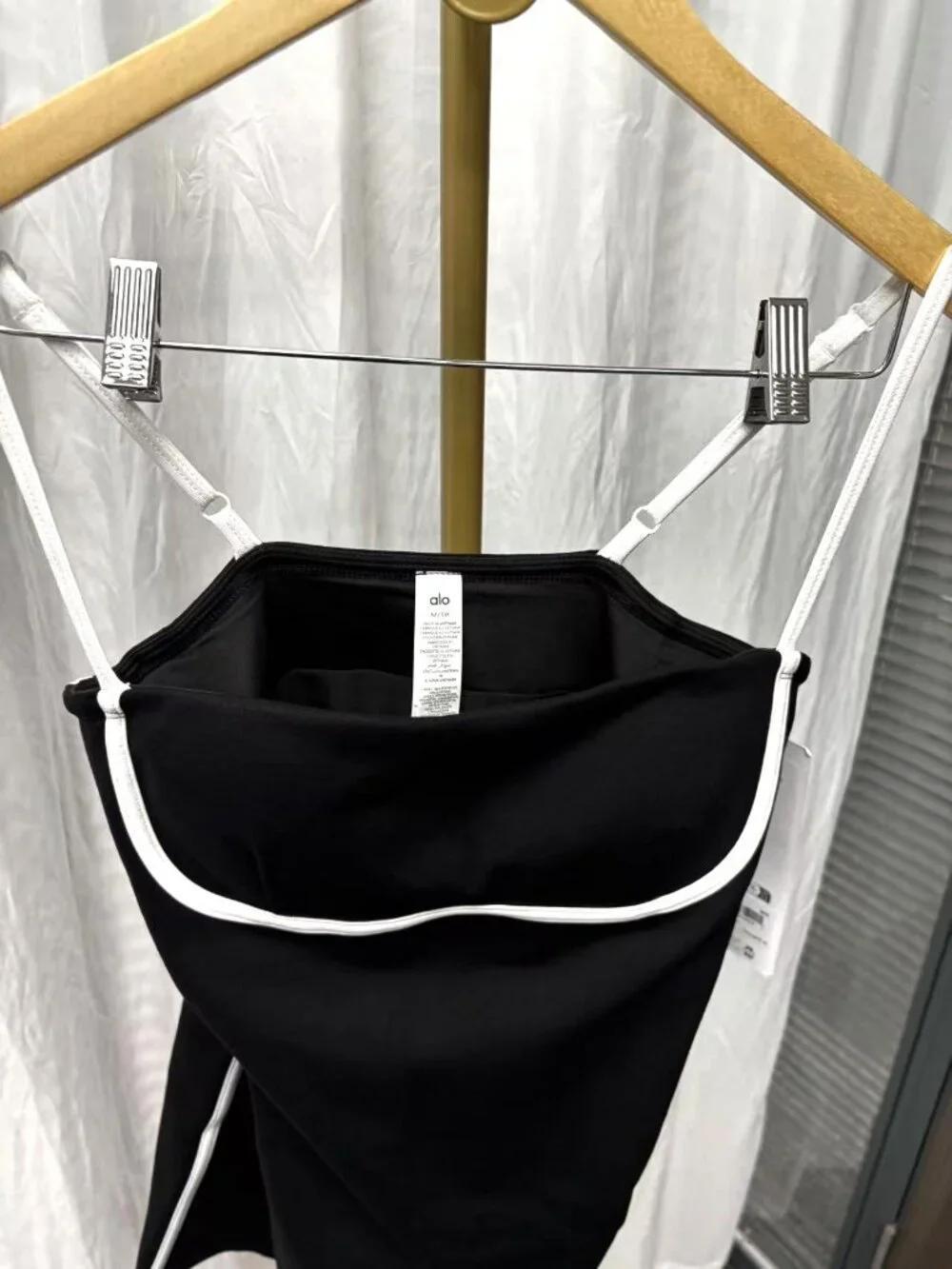 🖤 Alo Airbrush Streamlined Dress - Black and White Color Block Fitted Dress